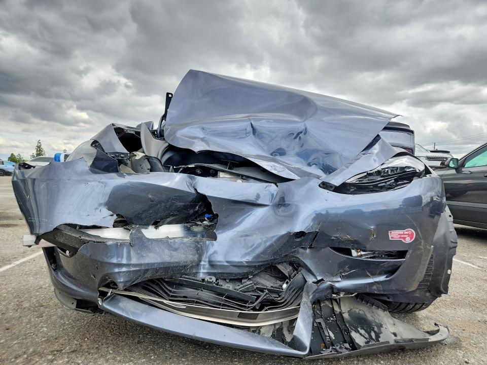 2023 Tesla Model Y მანქანა იყიდება აუქციონზე, vin: 7SAYGDEE6PF965518, აუქციონის ნომერი: 52216026