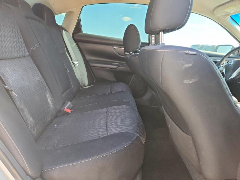 2018 Nissan Altima მანქანა იყიდება აუქციონზე, vin: 1N4AL3AP4JC237489, აუქციონის ნომერი: 53228176