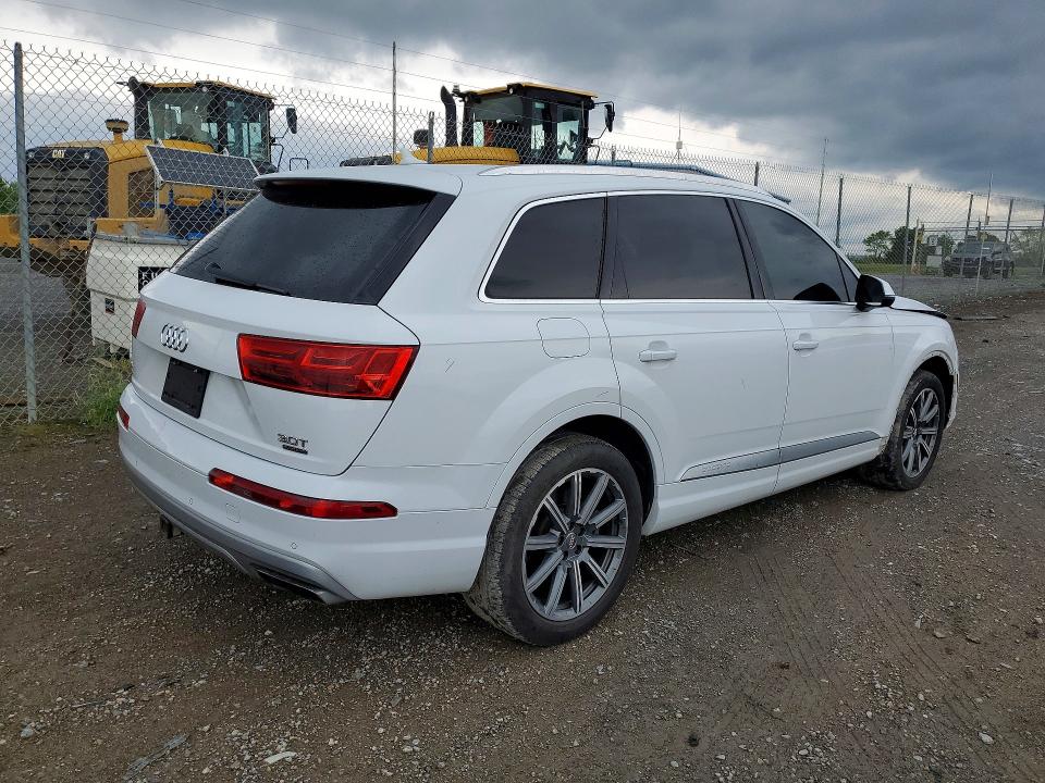 53251396 :رقم المزاد ، WA1LAAF76JD045808 vin ، 2018 Audi Q7 مزاد بيع