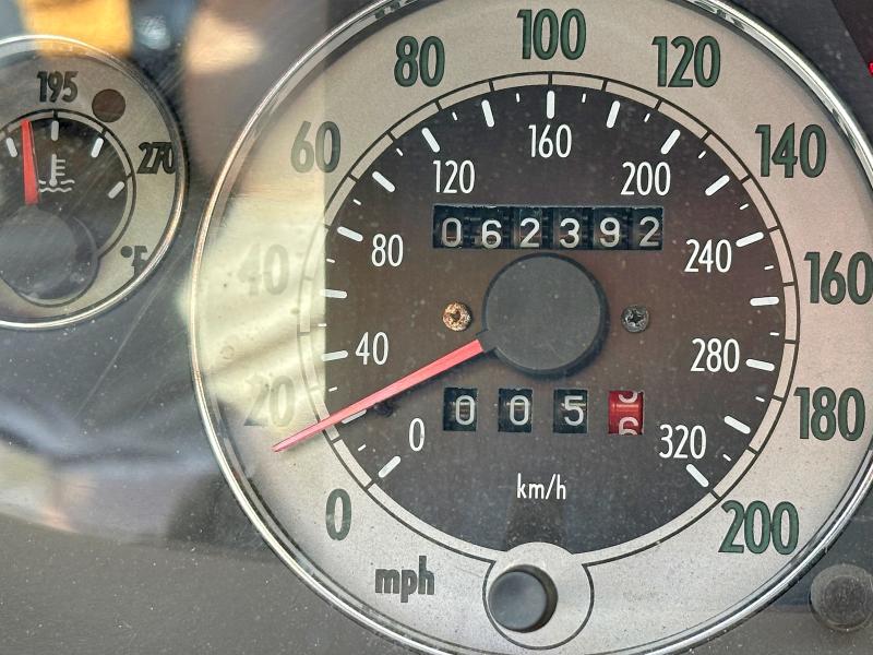 53557016 :رقم المزاد ، ZAMBB18A340010996 vin ، 2004 Maserati Spyder مزاد بيع