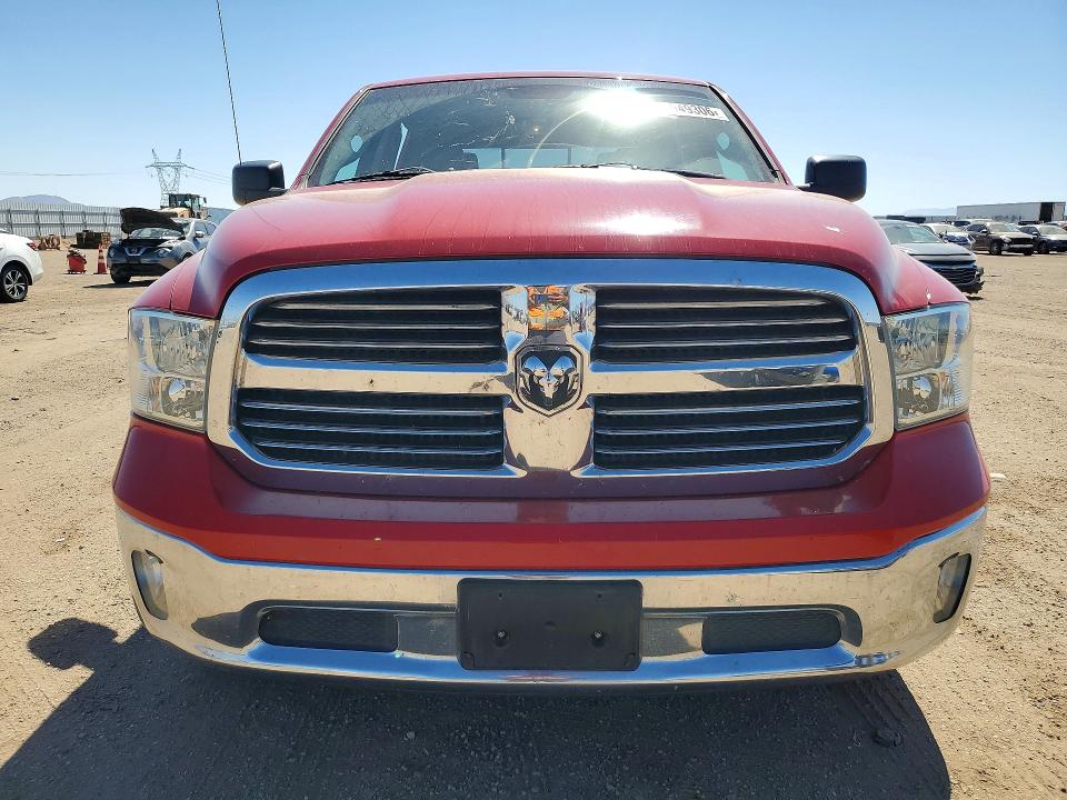 53049306 :رقم المزاد ، 1C6RR6LG0FS517487 vin ، 2015 Ram 1500 مزاد بيع