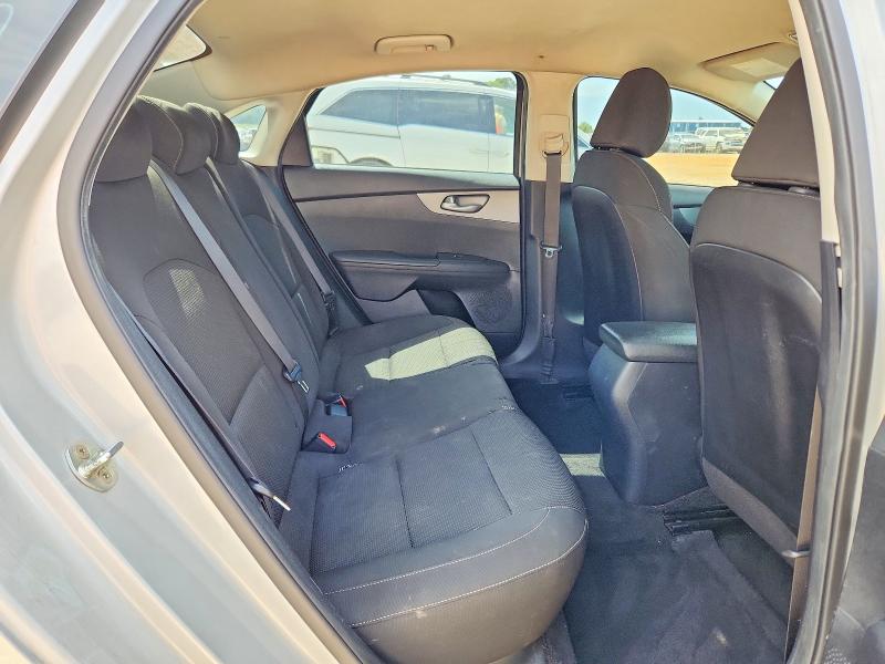 53051176 :رقم المزاد ، 3KPF24AD0KE026900 vin ، 2019 Kia Forte مزاد بيع