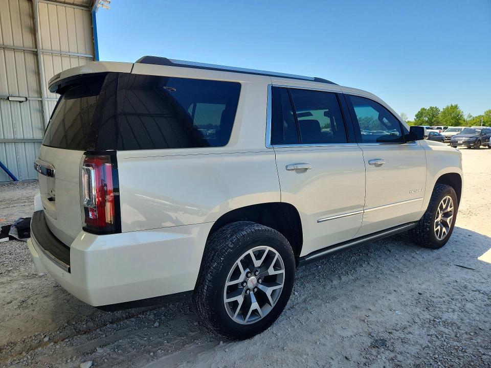 52450176 :رقم المزاد ، 1GKS2CKJ5FR511562 vin ، 2015 Gmc Yukon مزاد بيع