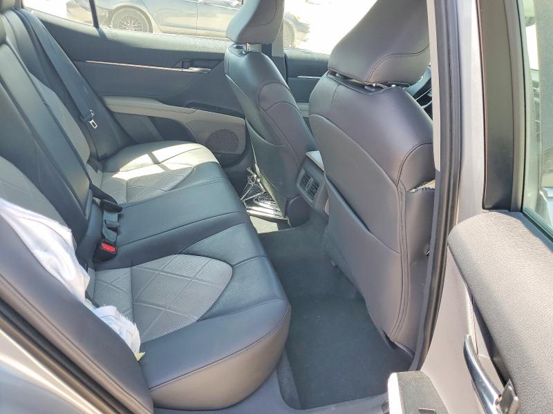 2018 Toyota Camry მანქანა იყიდება აუქციონზე, vin: 4T1B11HK6JU009678, აუქციონის ნომერი: 53367156