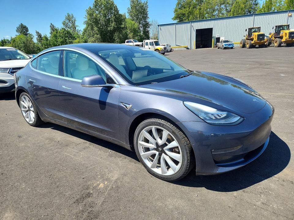 2020 Tesla Model 3 მანქანა იყიდება აუქციონზე, vin: 5YJ3E1EB8LF640123, აუქციონის ნომერი: 53290716