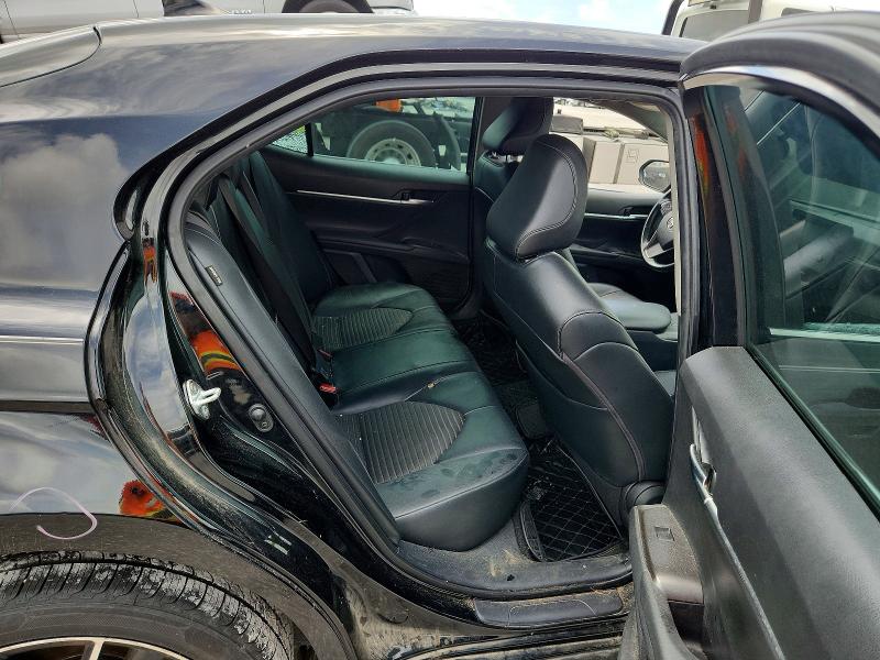 54365816 :رقم المزاد ، 4T1G11AK4MU570255 vin ، 2021 Toyota Camry مزاد بيع