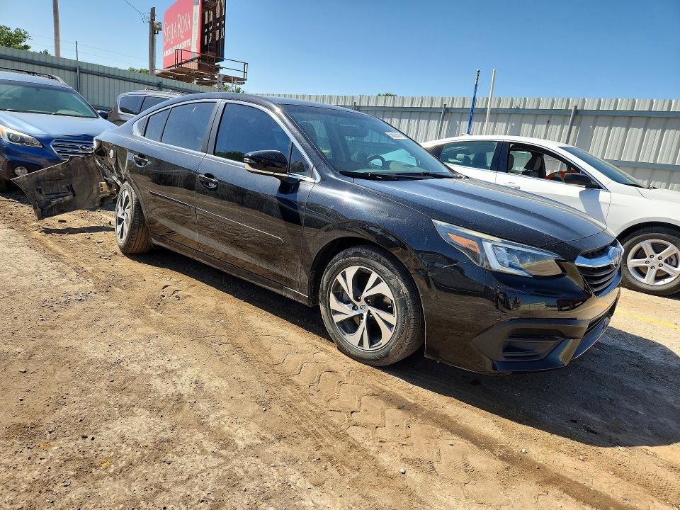53032536 :رقم المزاد ، 4S3BWAC6XL3022748 vin ، 2020 Subaru Legacy مزاد بيع