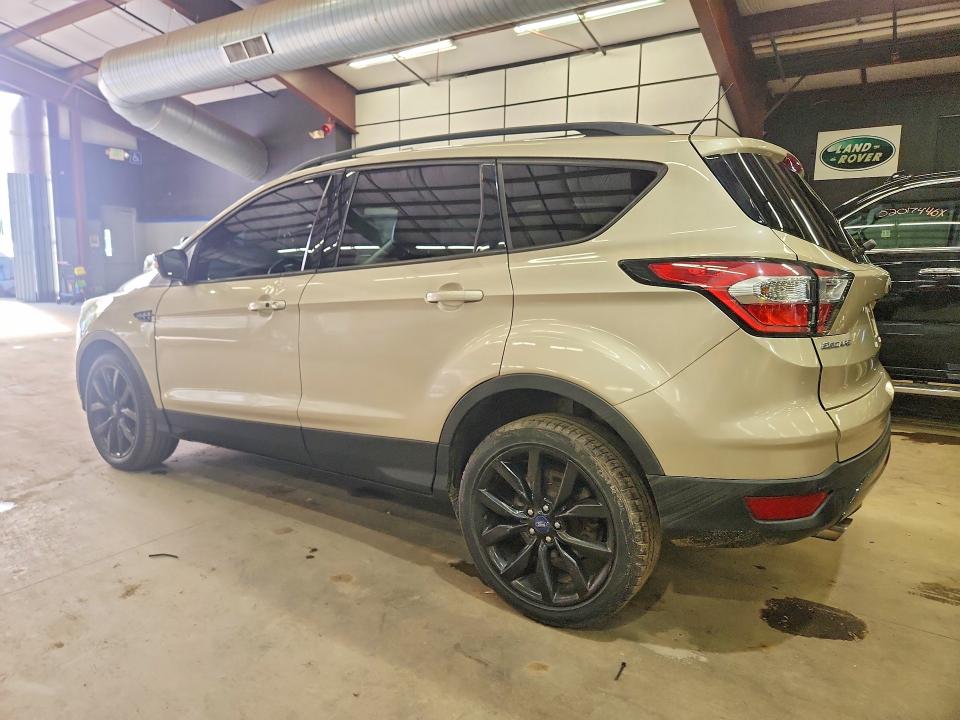 Продажа на аукционе авто 2017 Ford Escape, vin: 1FMCU0JD4HUC04836, номер лота: 52288796