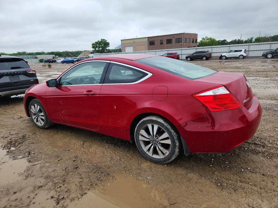 55136196 :رقم المزاد ، 1HGCS1B78AA012384 vin ، 2010 Honda Accord مزاد بيع