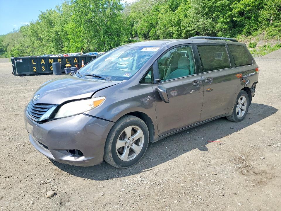 Auction sale of the 2011 Toyota Sienna, vin: 5TDKK3DC9BS024290, lot number: 55271296