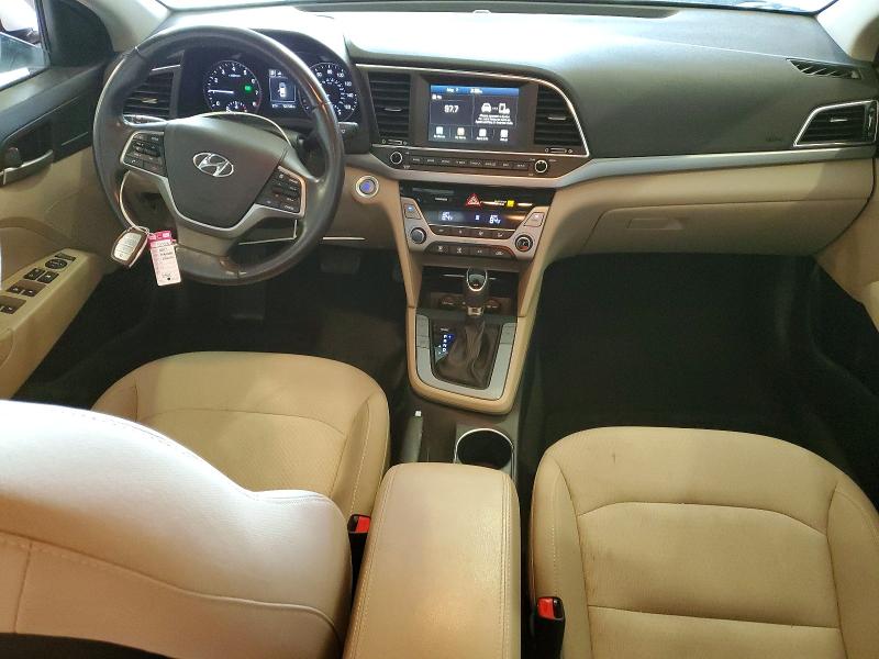 52410206 :رقم المزاد ، 5NPD84LF7HH182358 vin ، 2017 Hyundai Elantra مزاد بيع