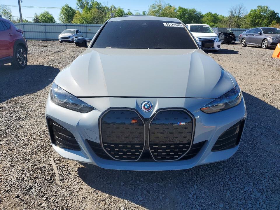53175486 :رقم المزاد ، WBY33AW09PFP11834 vin ، 2023 Bmw I4 مزاد بيع