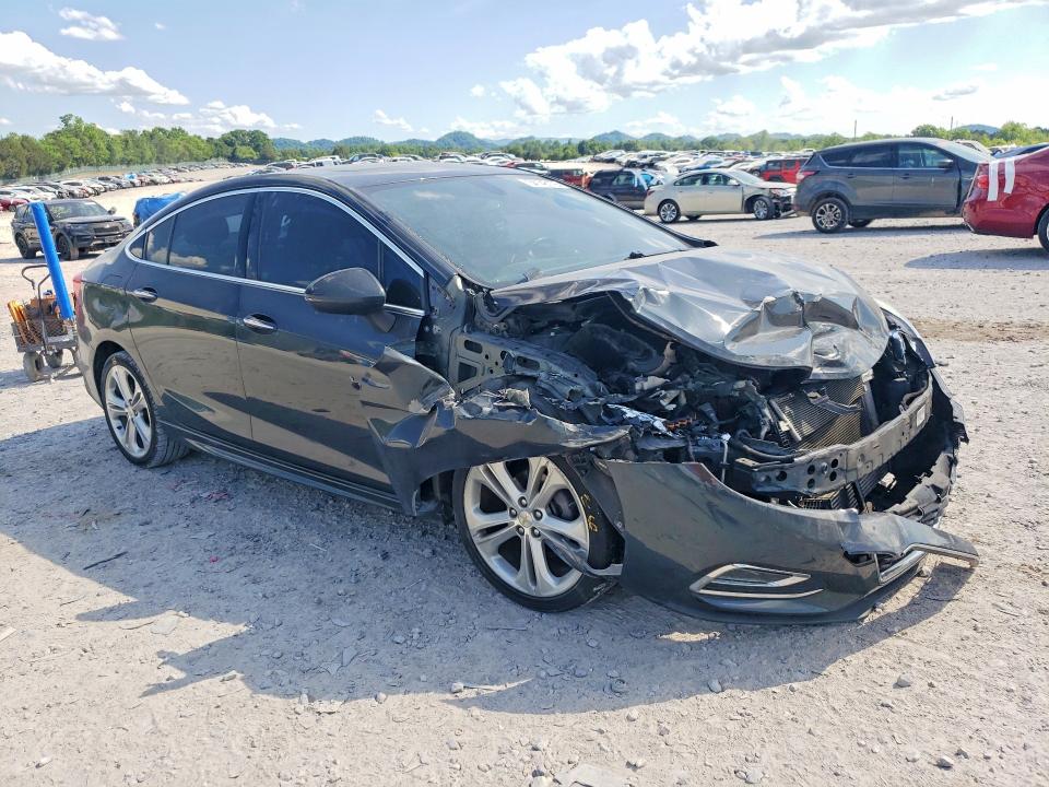 54148176 :رقم المزاد ، 1G1BF5SM7J7131822 vin ، 2018 Chevrolet Cruze مزاد بيع