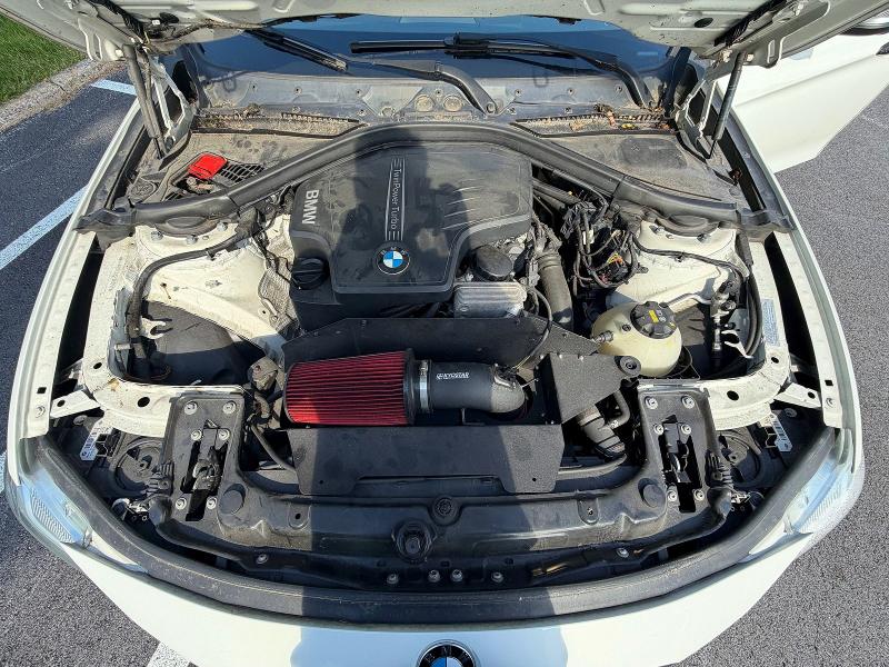55624816 :رقم المزاد ، WBA8E9C52GK646913 vin ، 2016 Bmw 328 مزاد بيع