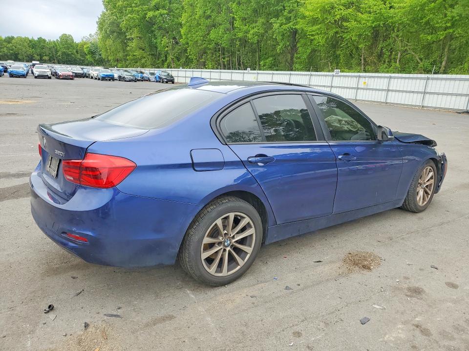 52413196 :رقم المزاد ، WBA8E1G58JNU89440 vin ، 2018 Bmw 320 مزاد بيع