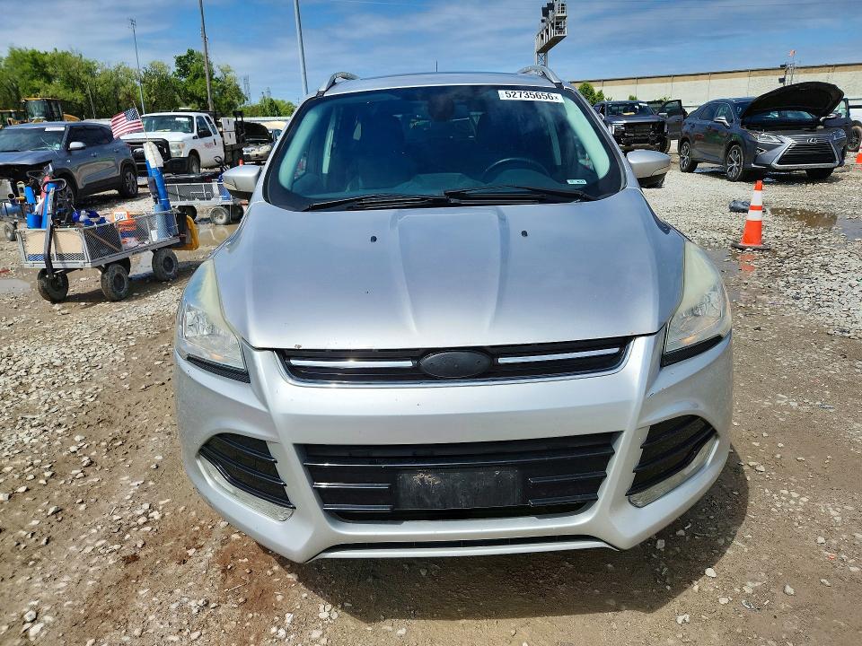 52735656 :رقم المزاد ، 1FMCU9J9XFUC58932 vin ، 2015 Ford Escape مزاد بيع