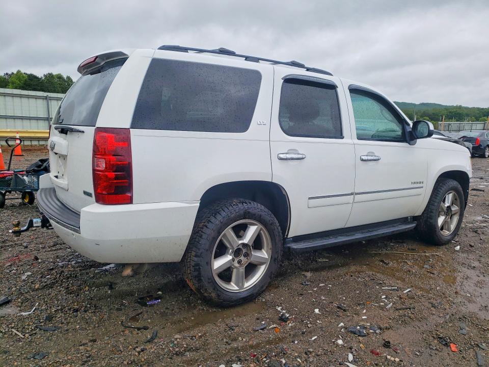 Продаж на аукціоні авто 2011 Chevrolet Tahoe, vin: 1GNSKCE02BR262492, номер лоту: 52677566
