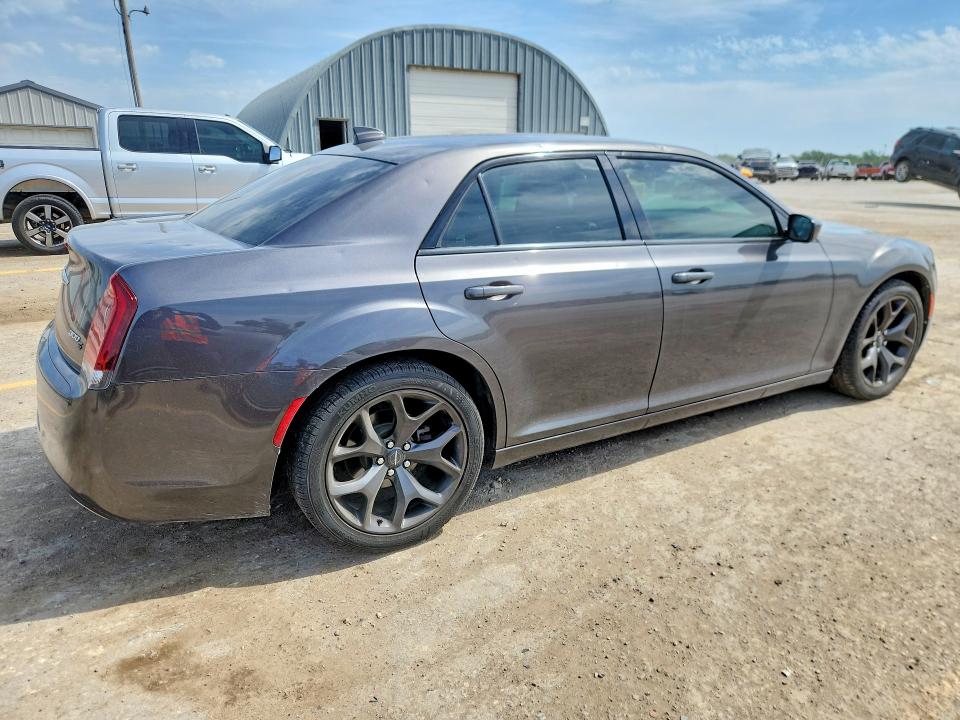 Продажа на аукционе авто 2019 Chrysler 300, vin: 2C3CCABG9KH625925, номер лота: 52763276