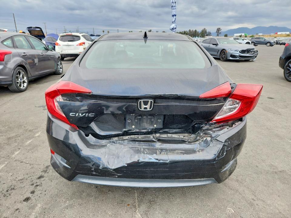2017 Honda Civic მანქანა იყიდება აუქციონზე, vin: 19XFC2F70HE211431, აუქციონის ნომერი: 55174516