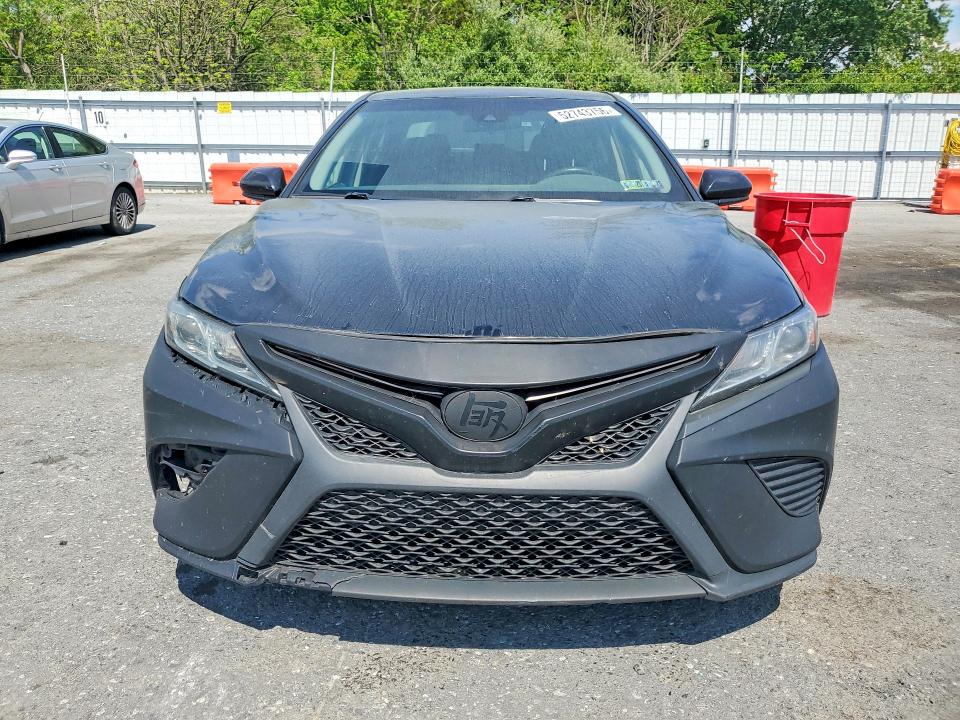 Продаж на аукціоні авто 2018 Toyota Camry, vin: JTNB11HK9J3008286, номер лоту: 52743756