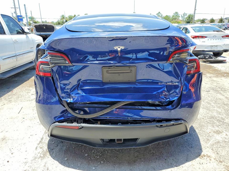 Продажа на аукционе авто 2024 Tesla Model Y, vin: 7SAYGDEF3RA268364, номер лота: 54477556