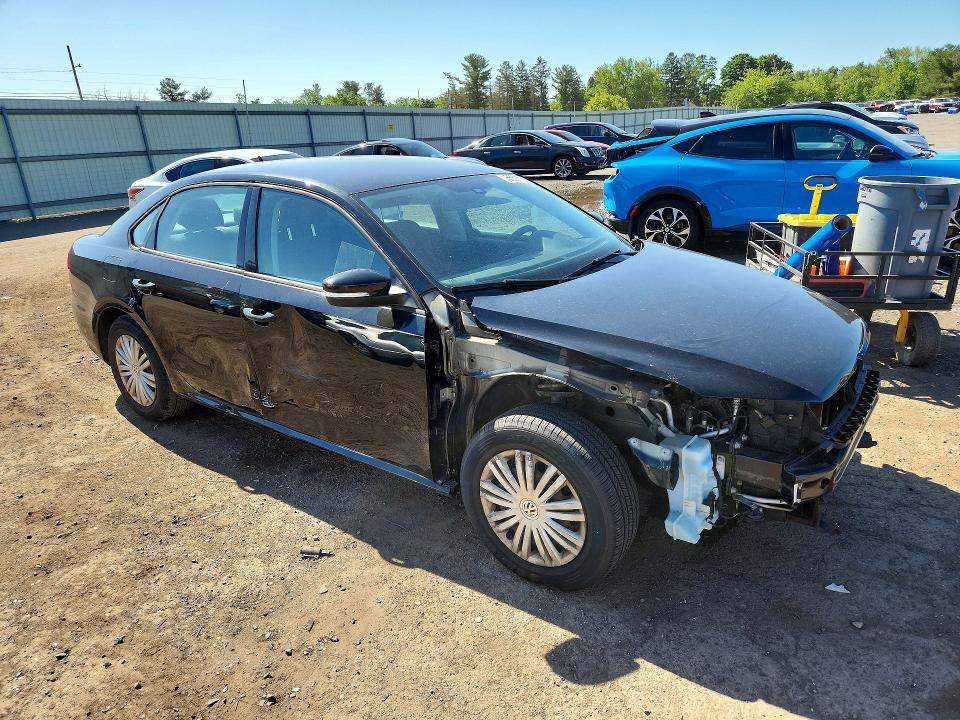 Продажа на аукционе авто 2015 Volkswagen Passat, vin: 1VWAT7A32FC003001, номер лота: 55599126
