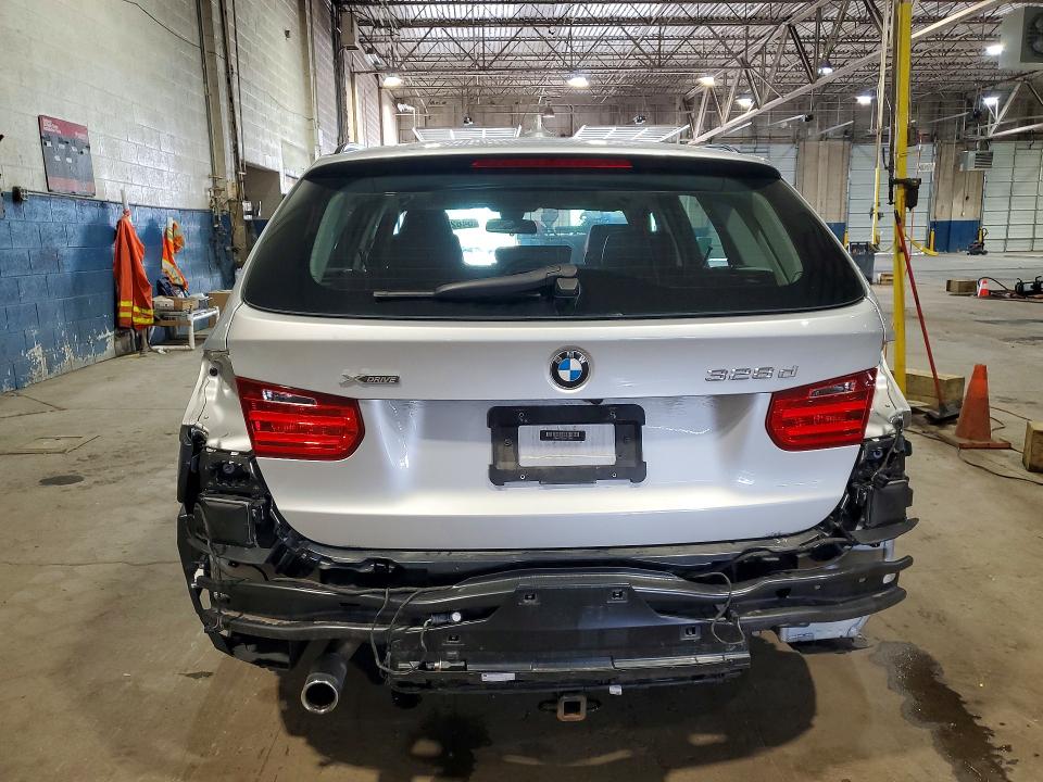 2014 Bmw 328 მანქანა იყიდება აუქციონზე, vin: WBA3K5C55EKT33556, აუქციონის ნომერი: 54827916