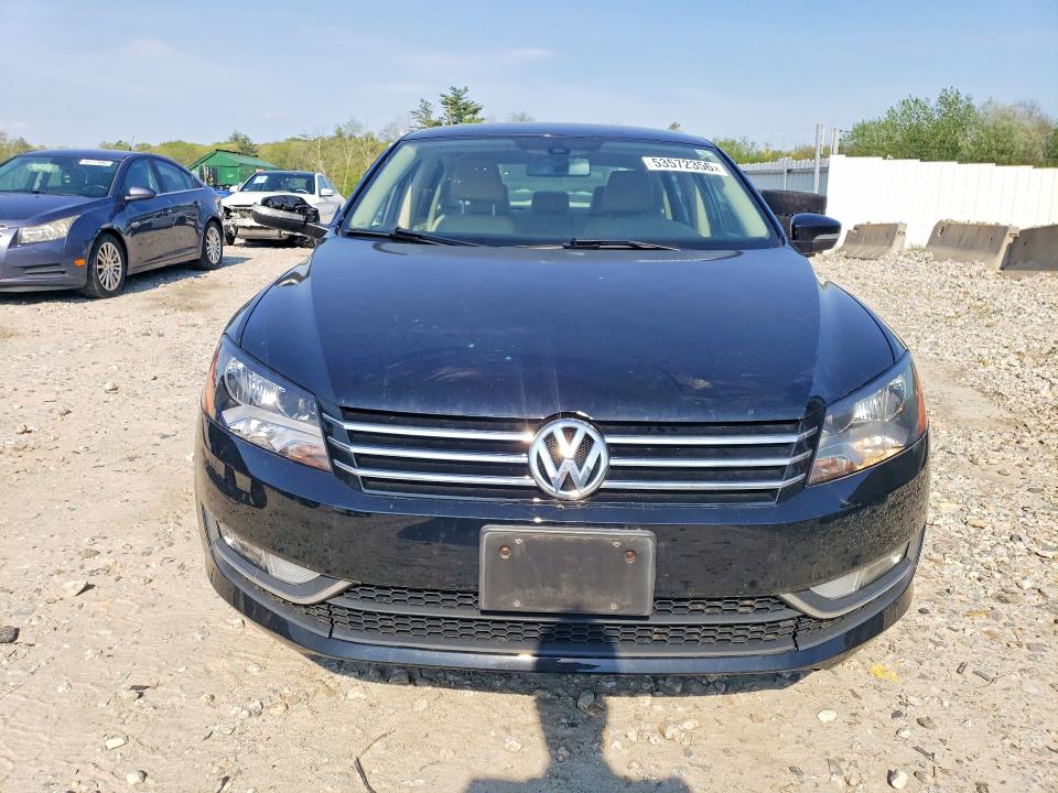 Продажа на аукционе авто 2015 Volkswagen Passat, vin: 1VWAT7A39FC116332, номер лота: 53572356