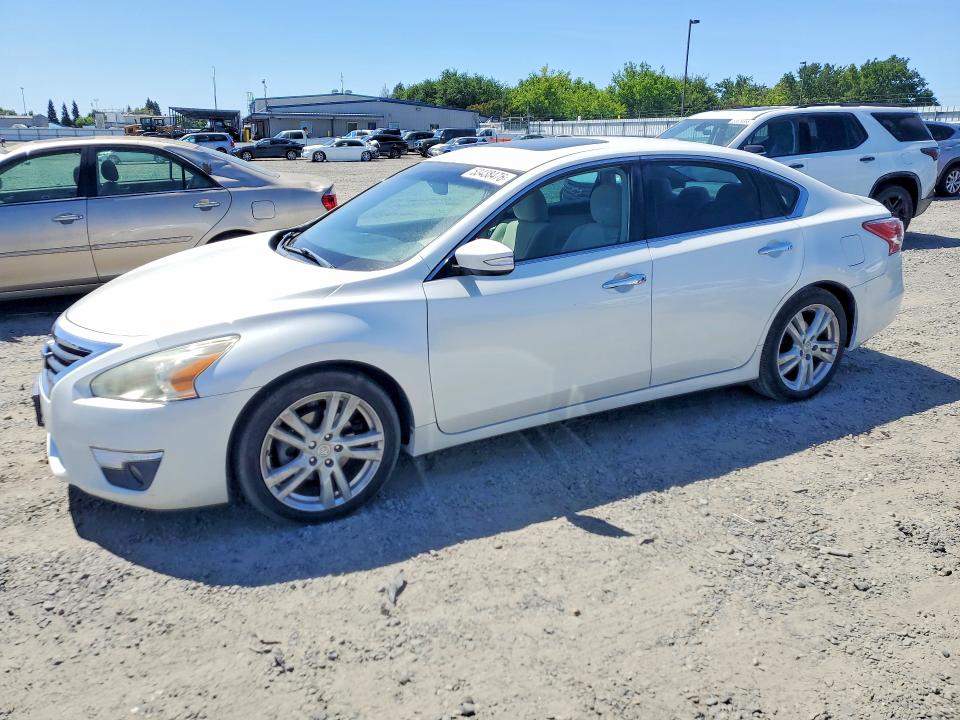 2013 Nissan Altima მანქანა იყიდება აუქციონზე, vin: 1N4BL3A98DC192291, აუქციონის ნომერი: 53438476
