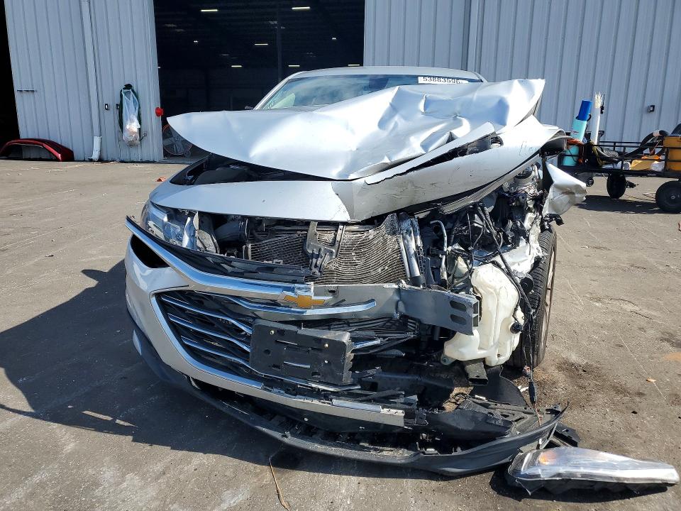 Продажа на аукционе авто 2022 Chevrolet Malibu, vin: 1G1ZD5ST5NF132183, номер лота: 53883596