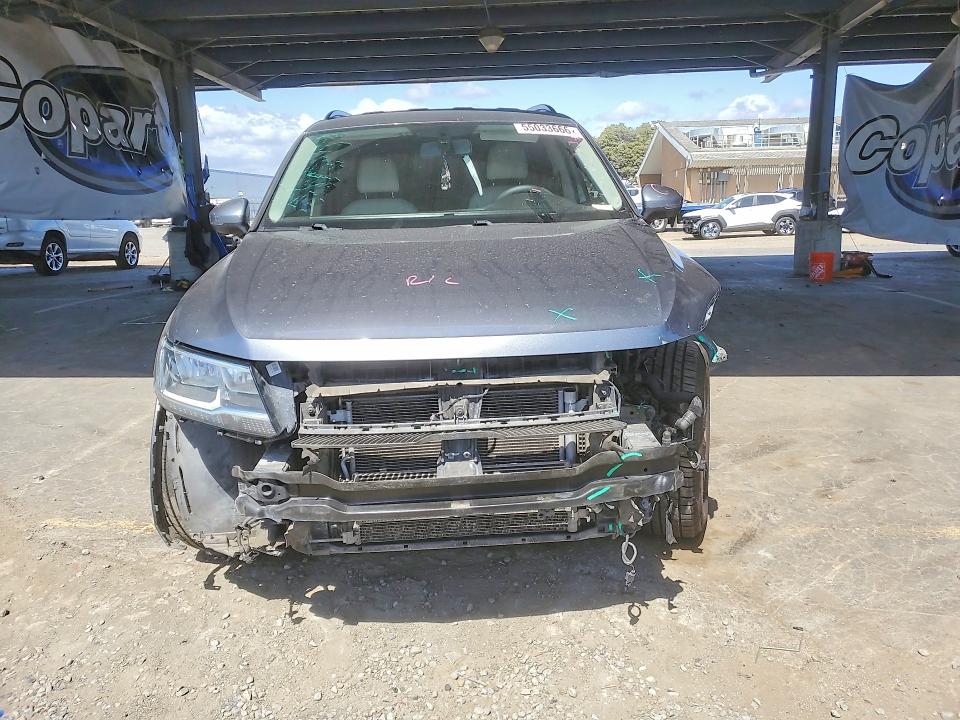 2018 Volkswagen Tiguan მანქანა იყიდება აუქციონზე, vin: 3VV3B7AX8JM002669, აუქციონის ნომერი: 55033666