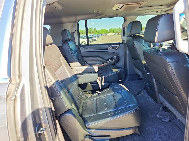 55304686 :رقم المزاد ، 1GKS2HKJXKR113271 vin ، 2019 Gmc Yukon Xl مزاد بيع