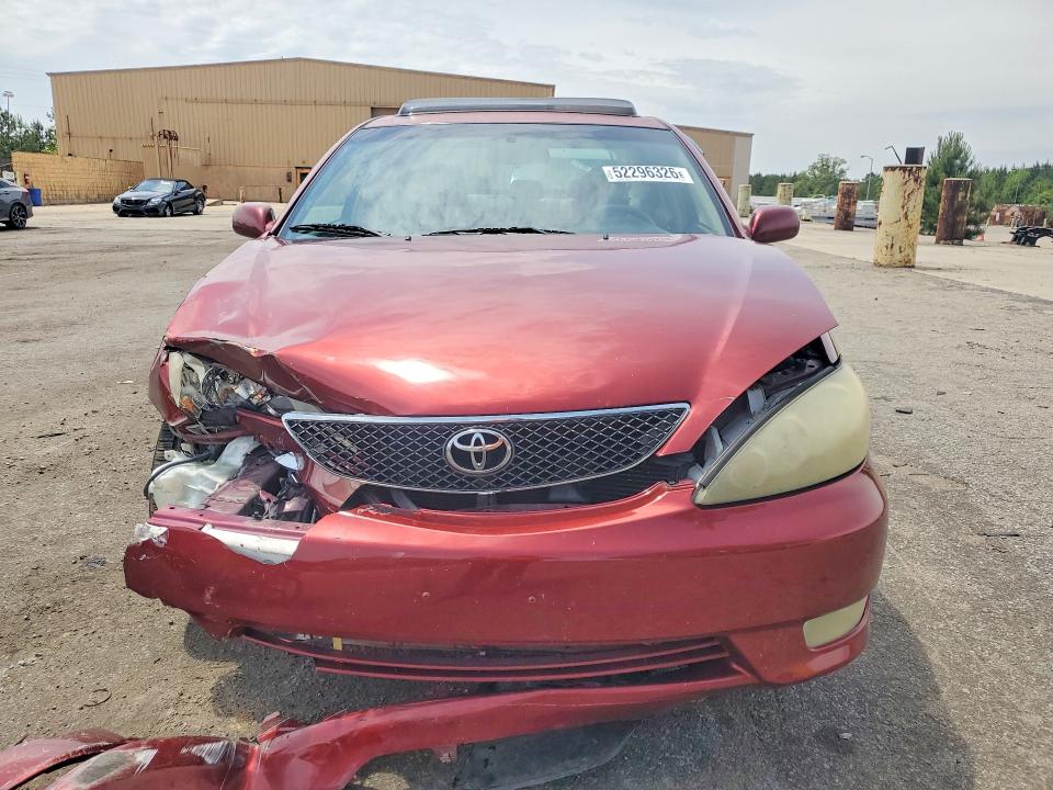 52296326 :رقم المزاد ، JTDBA32K250024975 vin ، 2005 Toyota Camry مزاد بيع