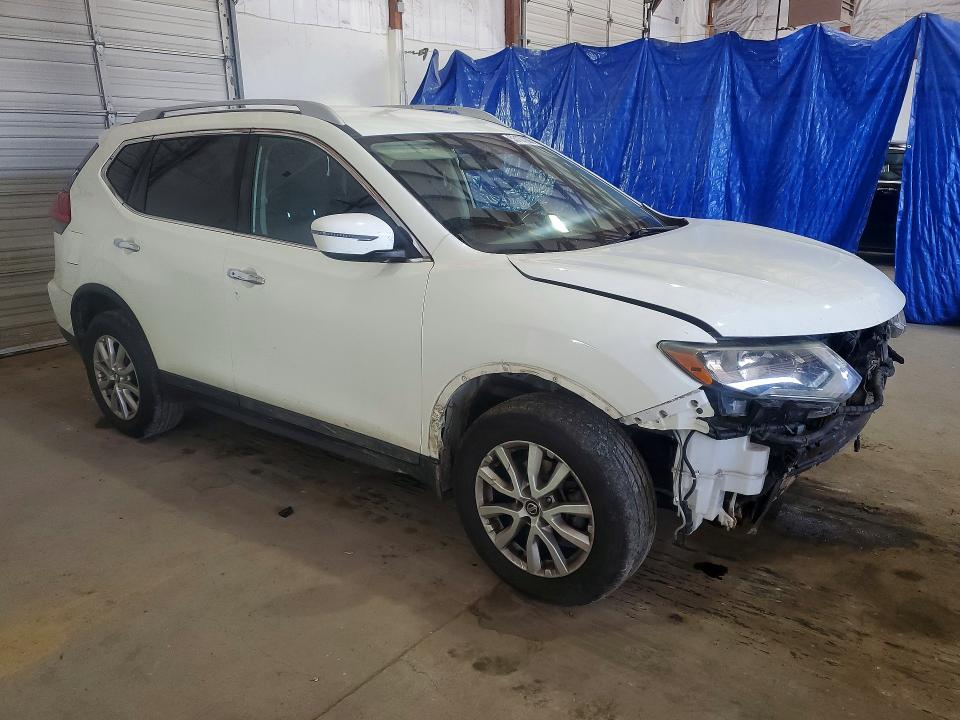 53107006 :رقم المزاد ، 5N1AT2MV7HC843616 vin ، 2017 Nissan Rogue مزاد بيع