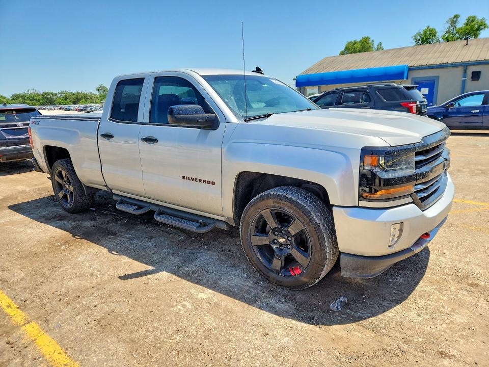 Продажа на аукционе авто 2018 Chevrolet Silverado, vin: 1GCVKREC7JZ218912, номер лота: 53054486
