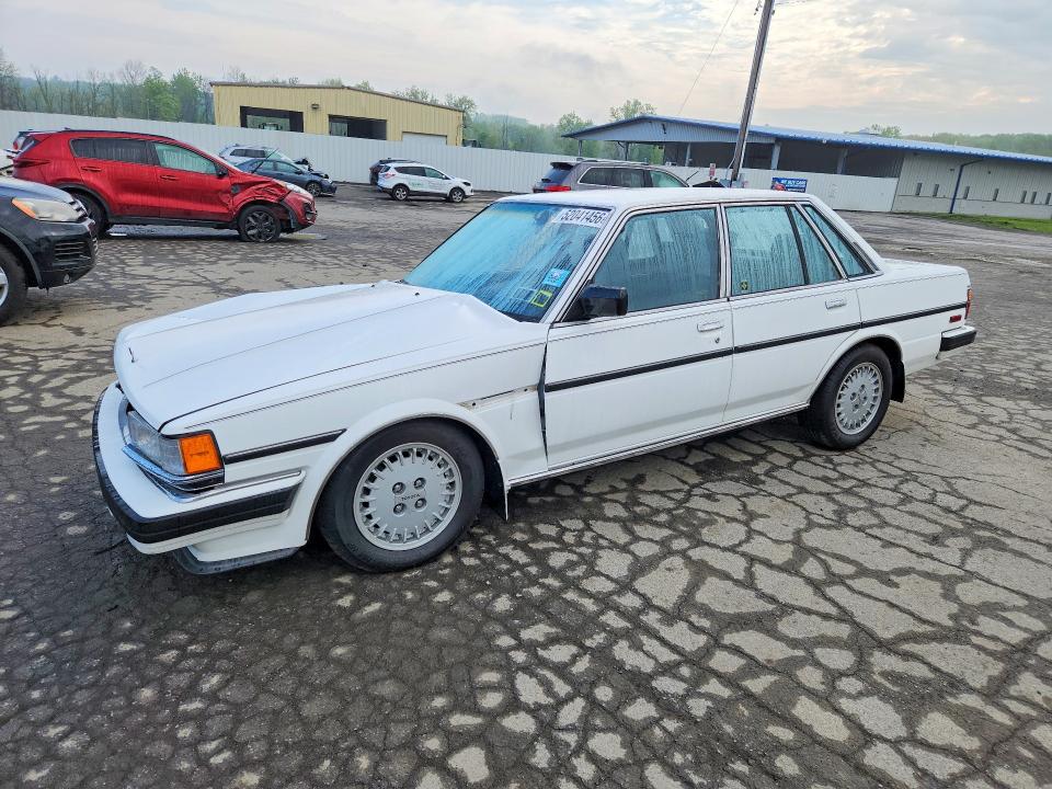 1986 Toyota Cressida მანქანა იყიდება აუქციონზე, vin: JT2MX73E4G0071539, აუქციონის ნომერი: 52041456