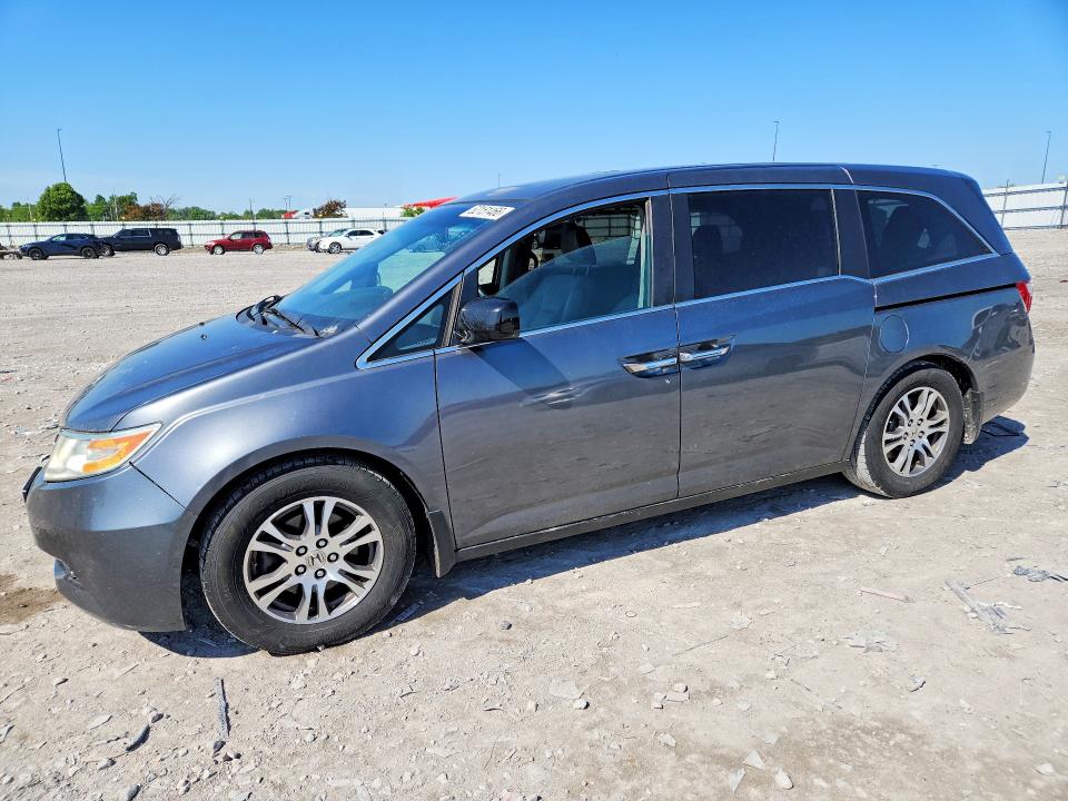 52151466 :رقم المزاد ، 5FNRL5H64BB015416 vin ، 2011 Honda Odyssey مزاد بيع
