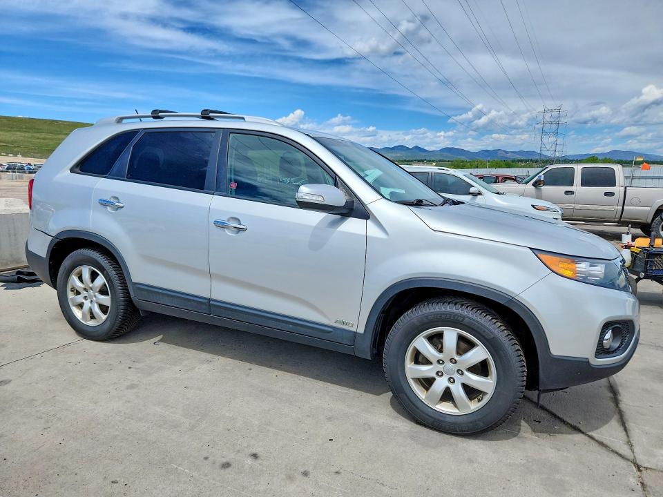 Продажа на аукционе авто 2013 Kia Sorento, vin: 5XYKTDA23DG347555, номер лота: 55441726