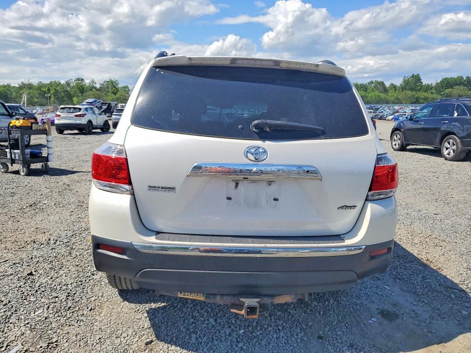Продажа на аукционе авто 2013 Toyota Highlander, vin: 5TDBK3EH3DS199731, номер лота: 55391466