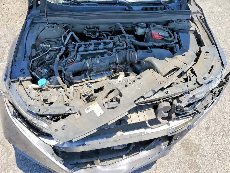 54112296 :رقم المزاد ، 1HGCV1F3XJA011798 vin ، 2018 Honda Accord مزاد بيع