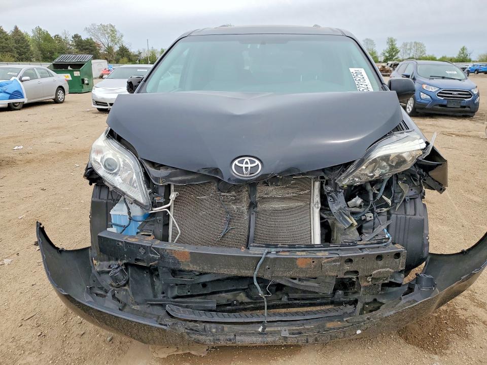 Aukcja sprzedaży 2015 Toyota Sienna, vin: 5TDYK3DC2FS668679, numer aukcji: 52315256