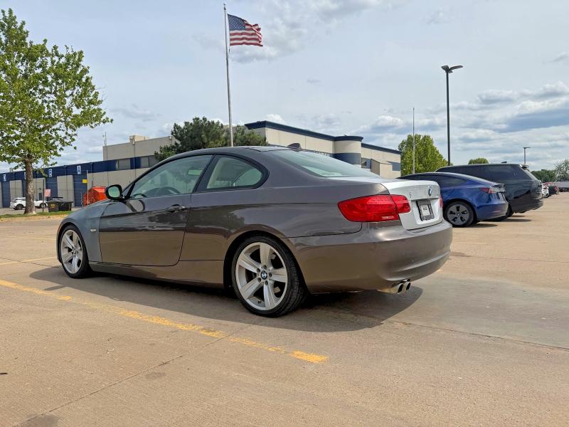 52407286 :رقم المزاد ، WBAKE3C50BE557920 vin ، 2011 Bmw 328 مزاد بيع