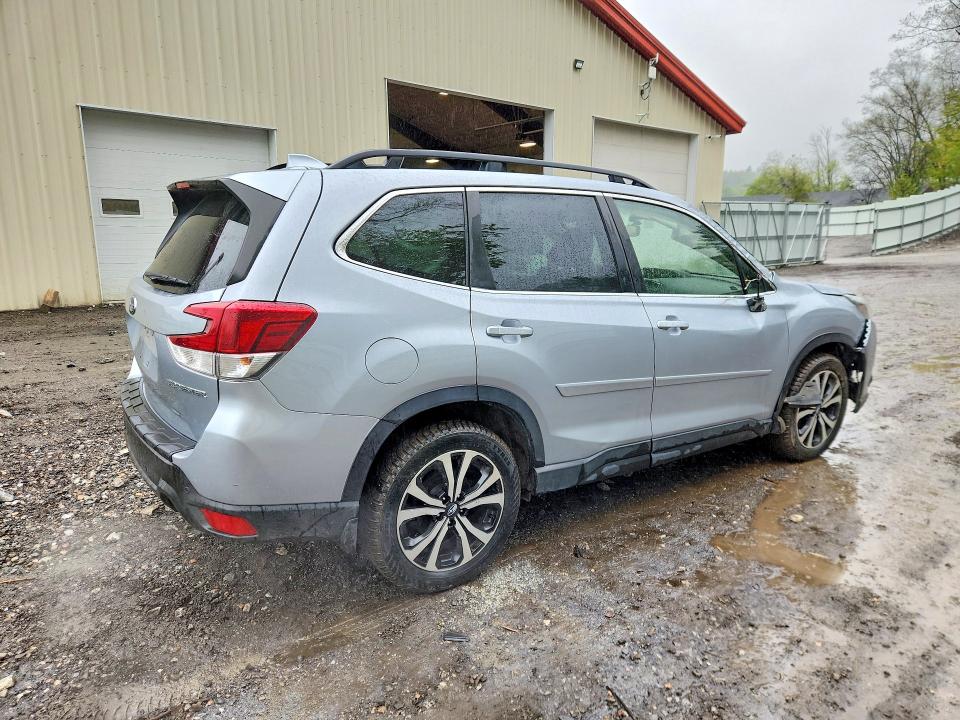 52855326 :رقم المزاد ، JF2SKAPC2NH435427 vin ، 2022 Subaru Forester مزاد بيع