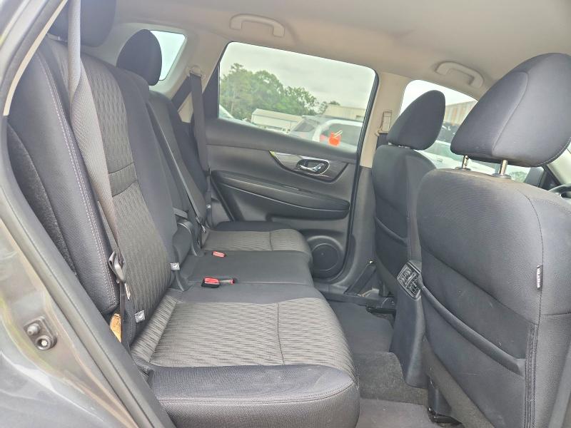 52616126 :رقم المزاد ، 5N1AT2MT5JC753286 vin ، 2018 Nissan Rogue مزاد بيع