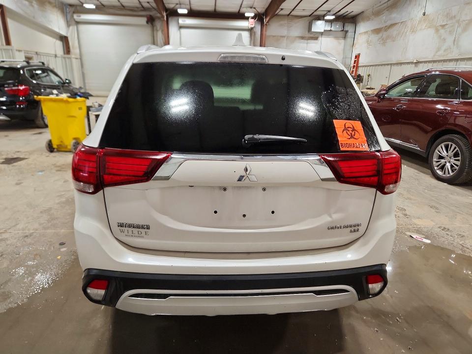 Продажа на аукционе авто 2019 Mitsubishi Outlander, vin: JA4AZ3A33KZ041686, номер лота: 54761986