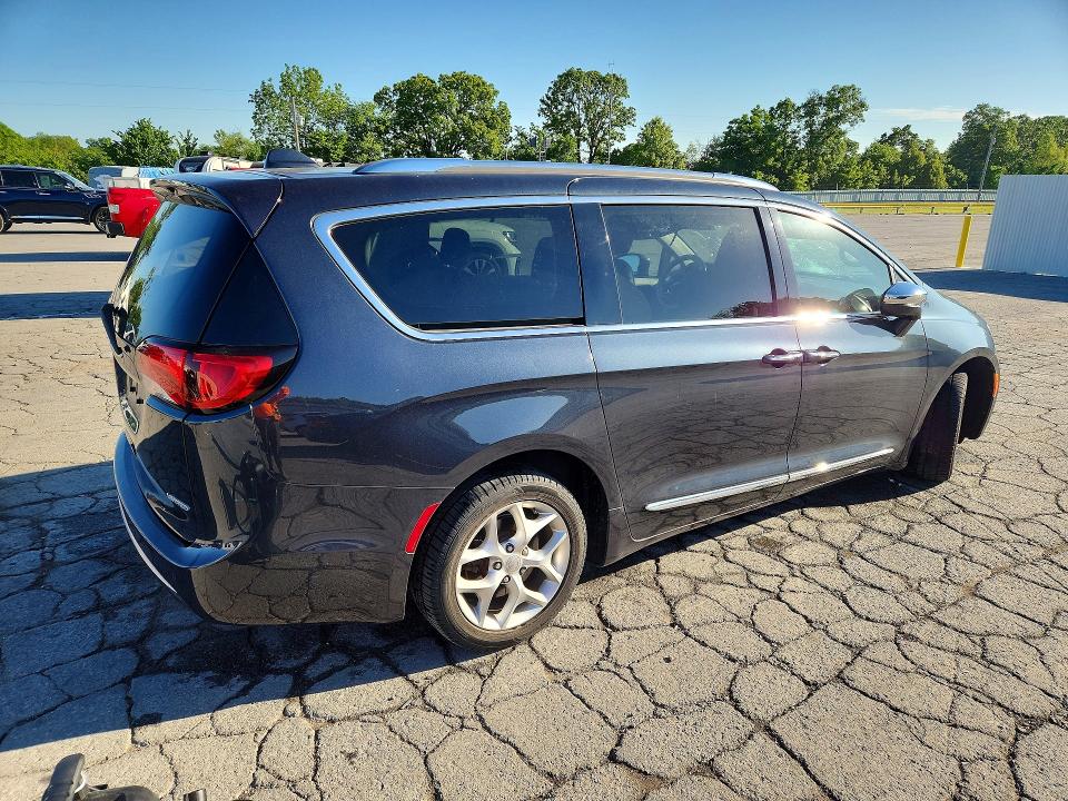 2020 Chrysler Pacifica მანქანა იყიდება აუქციონზე, vin: 2C4RC1GG8LR159687, აუქციონის ნომერი: 51909626