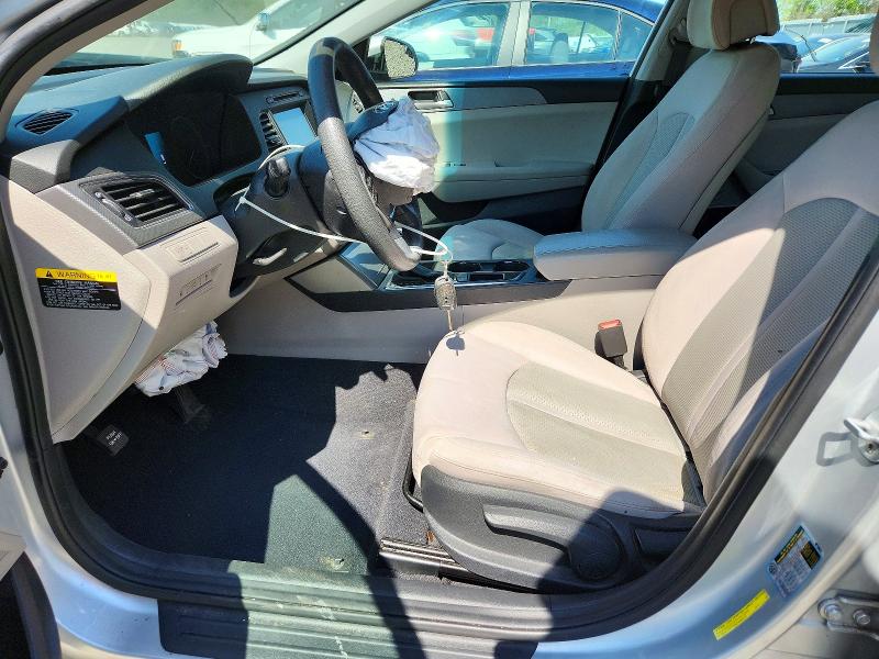 52379366 :رقم المزاد ، 5NPE24AF5HH572819 vin ، 2017 Hyundai Sonata مزاد بيع