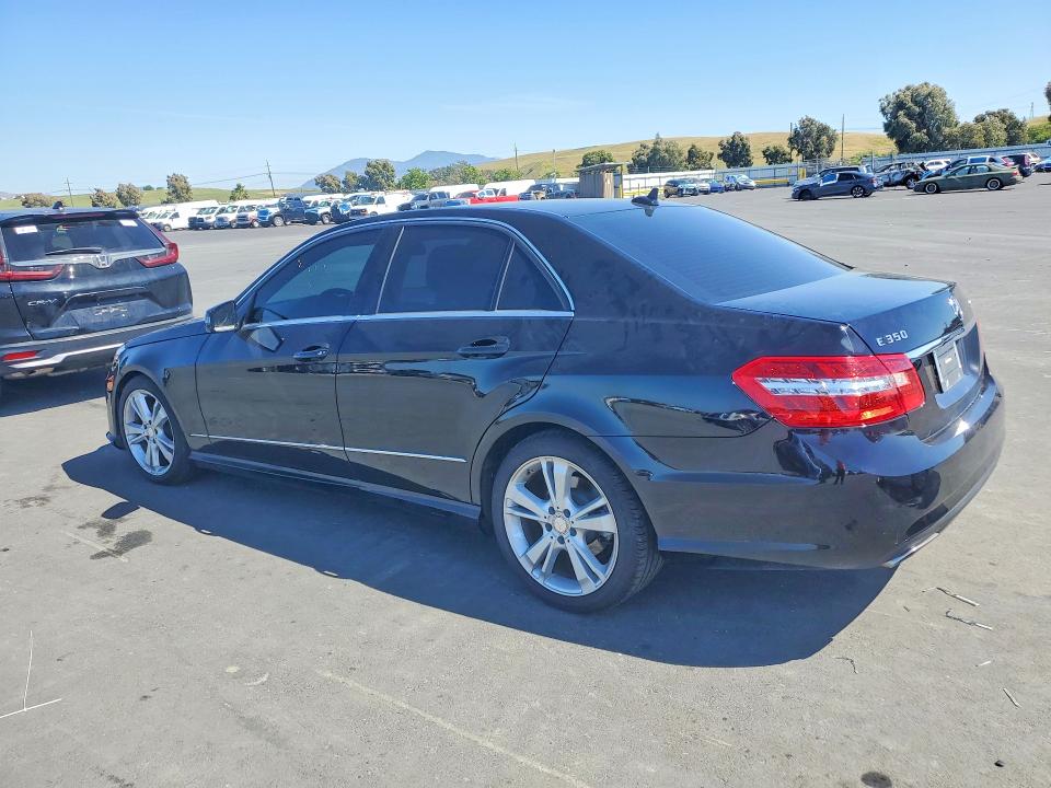 Продажа на аукционе авто 2013 Mercedes-benz E, vin: WDDHF8JB4DA692348, номер лота: 53261526