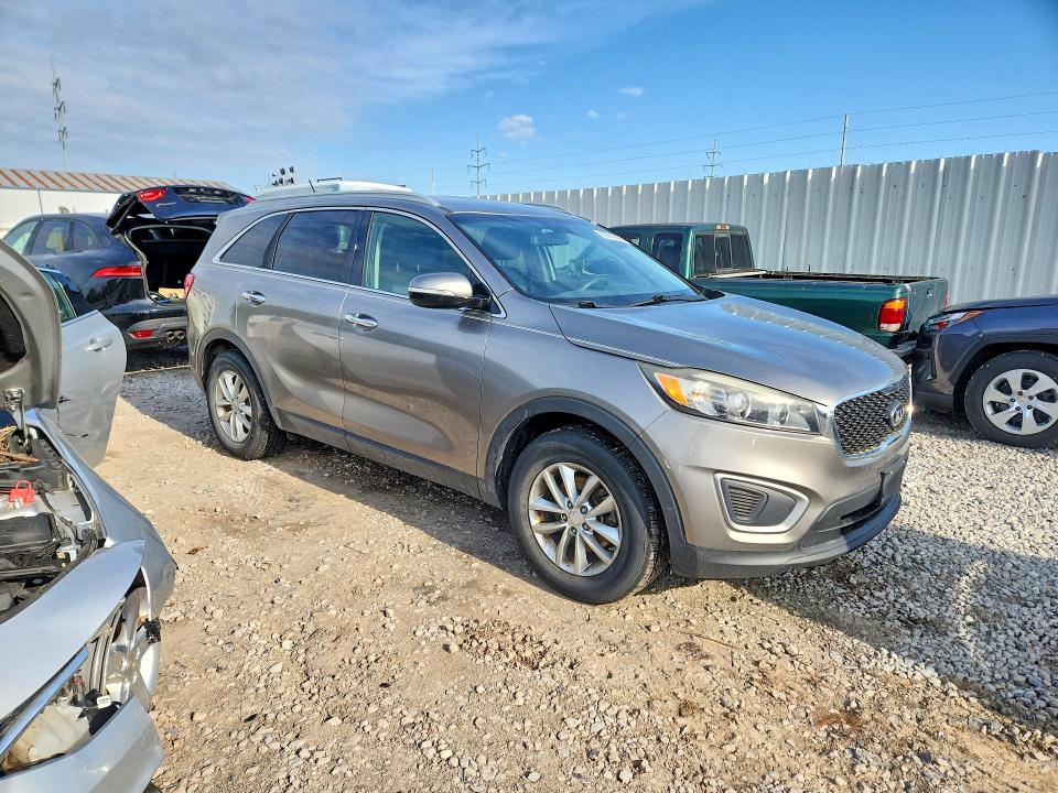 2016 Kia Sorento მანქანა იყიდება აუქციონზე, vin: 5XYPG4A37GG077222, აუქციონის ნომერი: 52219826
