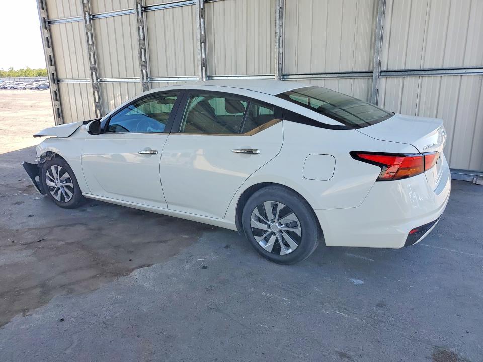 53206816 :رقم المزاد ، 1N4BL4BV4MN417037 vin ، 2021 Nissan Altima مزاد بيع
